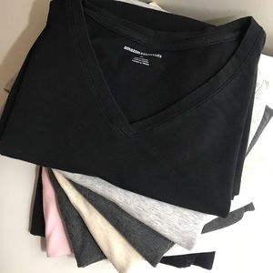 Amazon Essentials V-neck T-shirts Medium Pack of 7